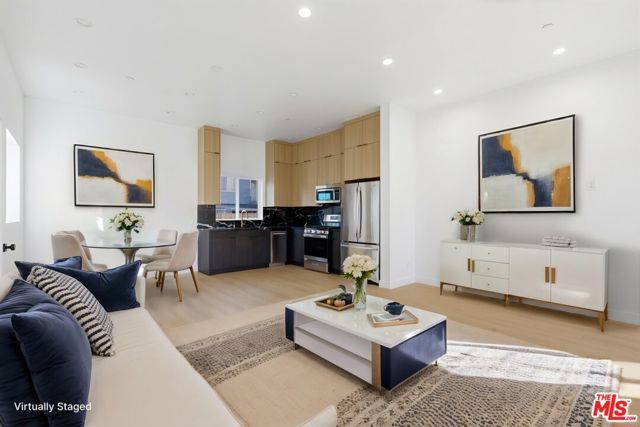 2837 S Redondo Boulevard, Los Angeles, CA 90016