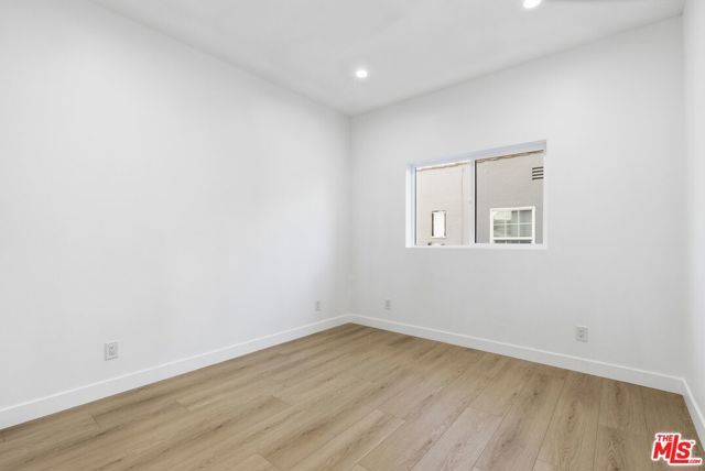 2837 S Redondo Boulevard, Los Angeles, CA 90016