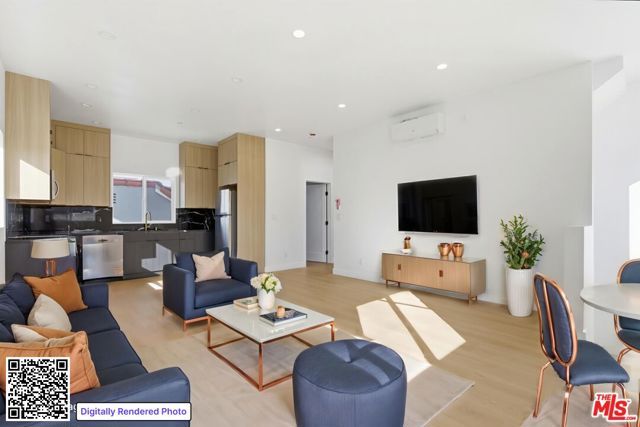 2837 S Redondo Boulevard, Los Angeles, CA 90016