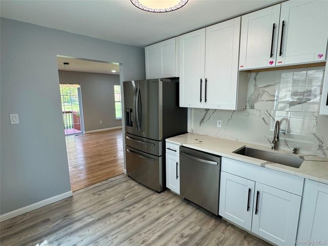 18 Jordan Lane, Middletown, NY 10940