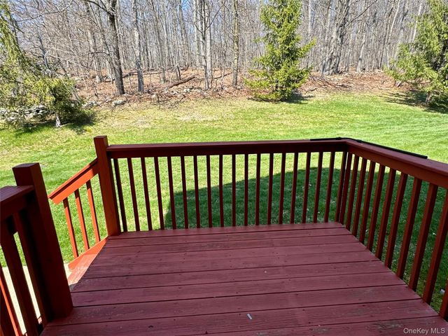 18 Jordan Lane, Middletown, NY 10940