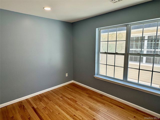 18 Jordan Lane, Middletown, NY 10940