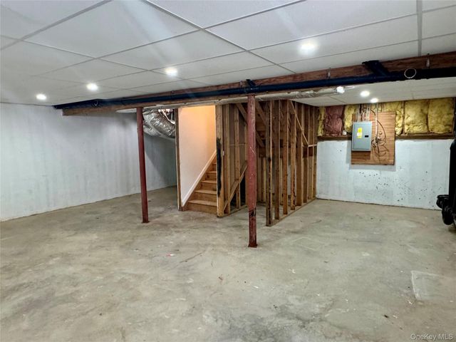 18 Jordan Lane, Middletown, NY 10940