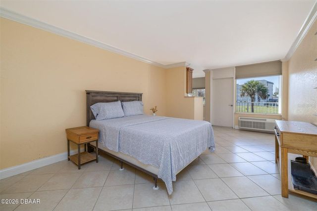 935 S ATLANTIC AVENUE 203, Daytona Beach, FL 32118