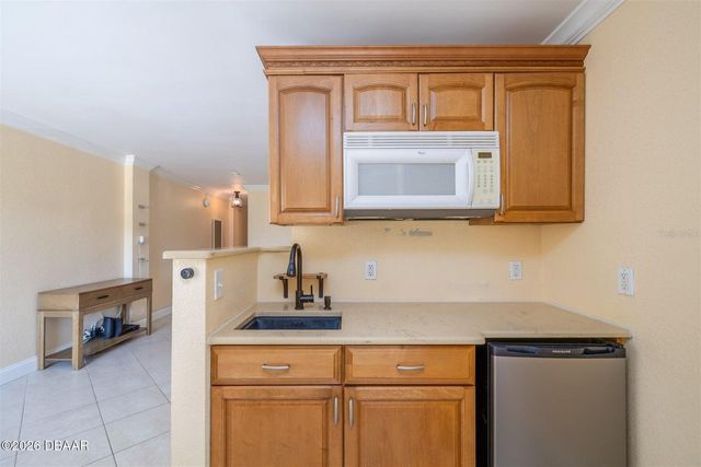935 S ATLANTIC AVENUE 203, Daytona Beach, FL 32118