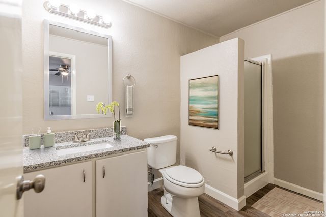 122 Roundtree Ln Apt 1, San Antonio, TX 78233