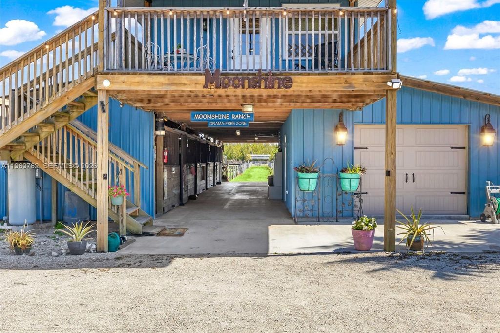 Image 9 of property listing at 6050 Stringfellow Rd, Saint James City, FL 33956