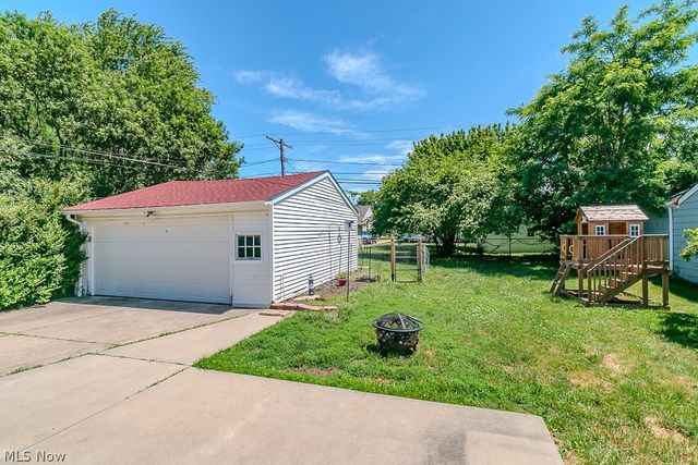 721 Pendley Road, Willowick, OH 44095