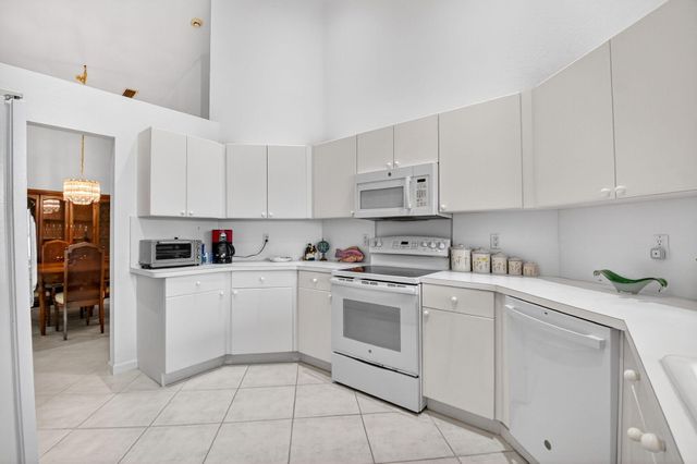 4702 Carlton Golf Drive, Lake Worth, FL 33449