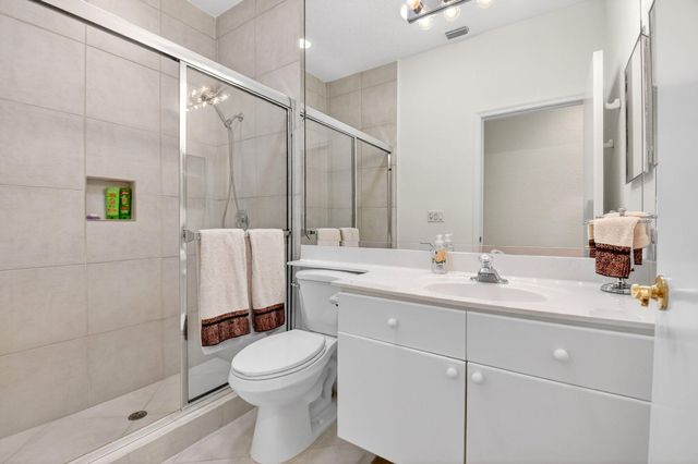 4702 Carlton Golf Drive, Lake Worth, FL 33449