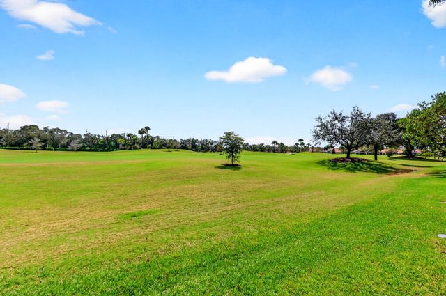 4702 Carlton Golf Drive, Lake Worth, FL 33449