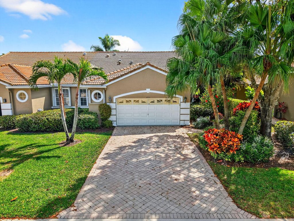 4702 Carlton Golf Drive, Lake Worth, FL 33449