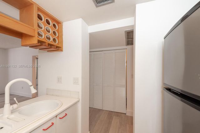 2801 Florida Ave 441, Miami, FL 33133