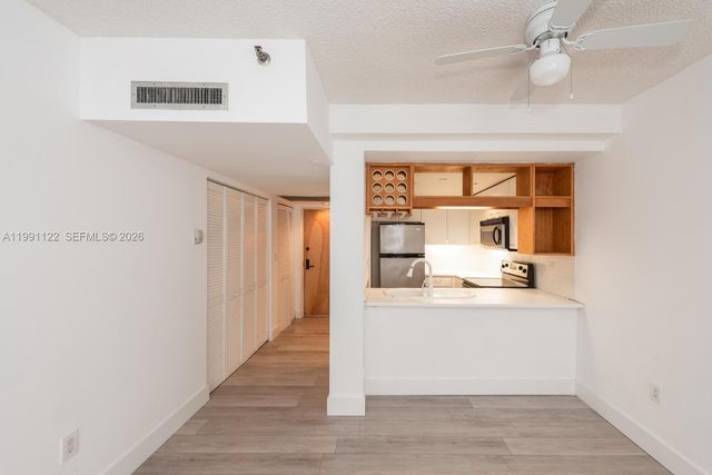 2801 Florida Ave 441, Miami, FL 33133