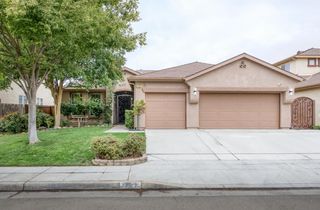 1887 N Belvedere Avenue, Fresno, CA 93722