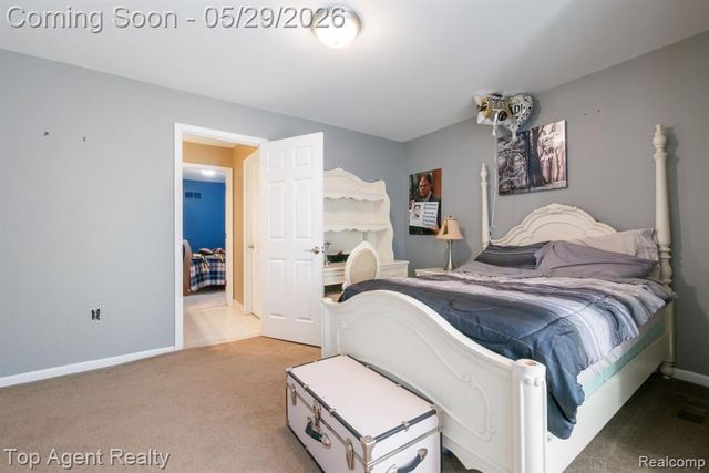 48869 Woodson Way, Canton, MI 48187