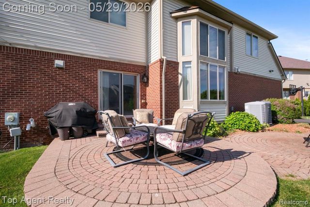 48869 Woodson Way, Canton, MI 48187