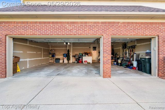 48869 Woodson Way, Canton, MI 48187