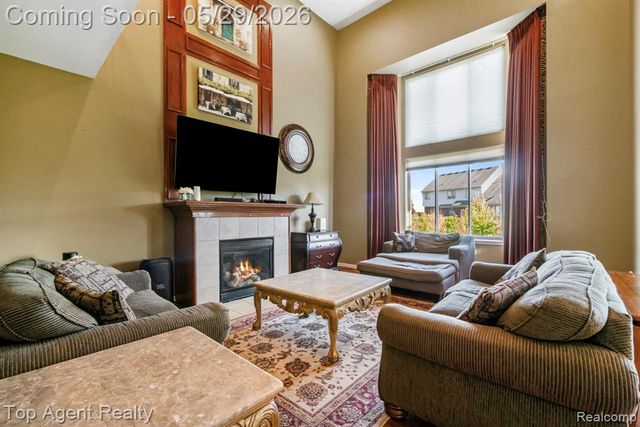 48869 Woodson Way, Canton, MI 48187
