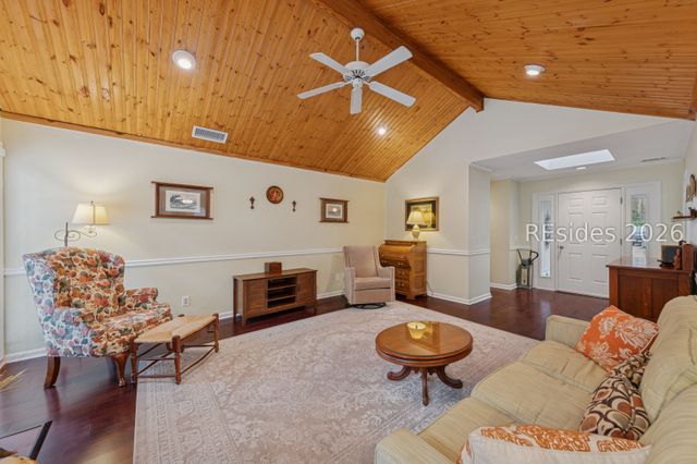 29 Sweet Bay Ln, Hilton Head Island, SC 29926