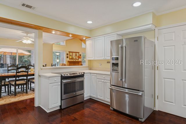 29 Sweet Bay Ln, Hilton Head Island, SC 29926