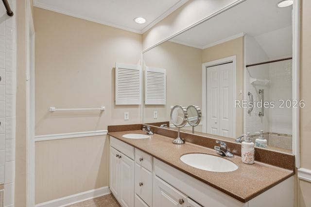 29 Sweet Bay Ln, Hilton Head Island, SC 29926