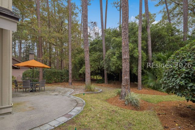 29 Sweet Bay Ln, Hilton Head Island, SC 29926