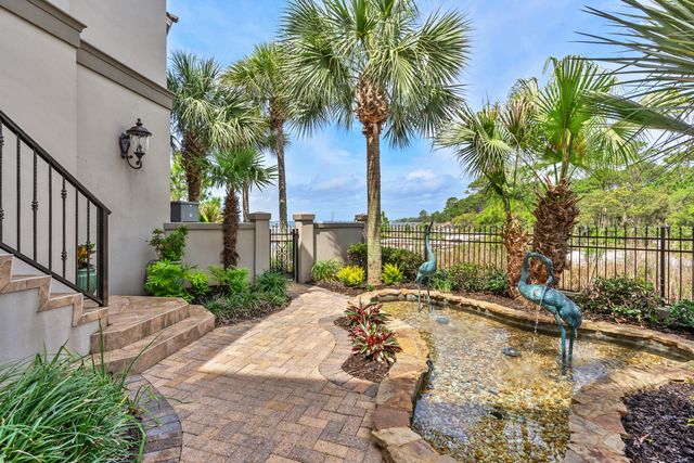 753 Boulevard of the Champions, Shalimar, FL 32579