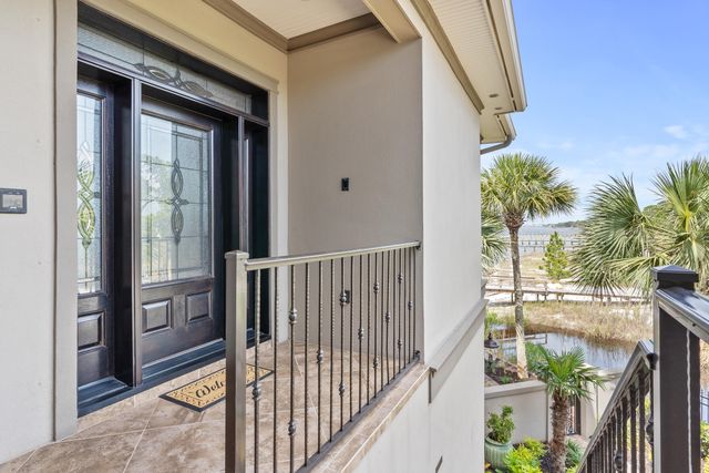 753 Boulevard of the Champions, Shalimar, FL 32579