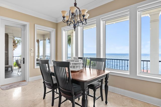 753 Boulevard of the Champions, Shalimar, FL 32579