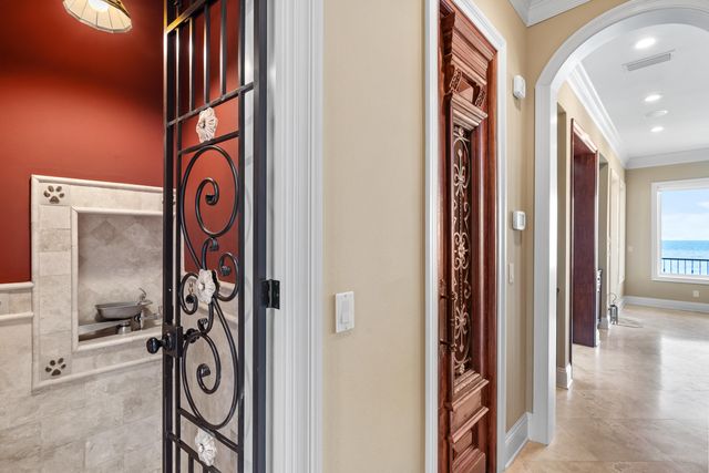 753 Boulevard of the Champions, Shalimar, FL 32579