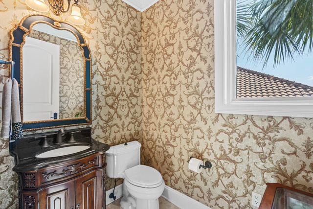 753 Boulevard of the Champions, Shalimar, FL 32579