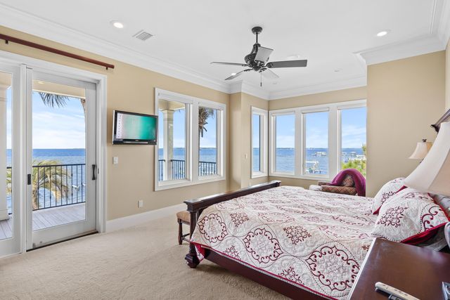 753 Boulevard of the Champions, Shalimar, FL 32579