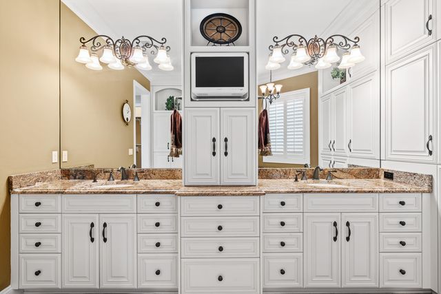 753 Boulevard of the Champions, Shalimar, FL 32579