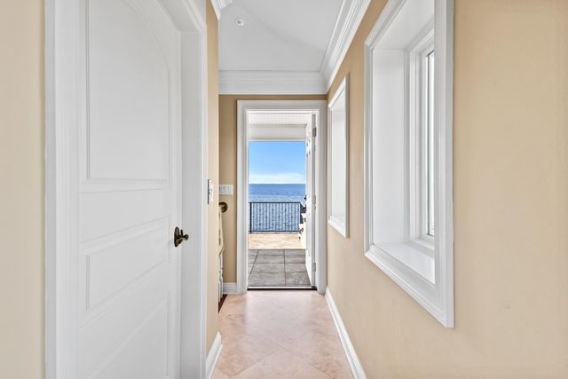 753 Boulevard of the Champions, Shalimar, FL 32579