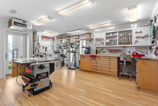 753 Boulevard of the Champions, Shalimar, FL 32579