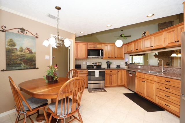 4723 Bridgemont Lane, Spring, TX 77388