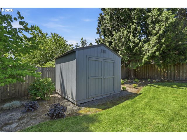 19654 Sw Murphy St, Beaverton, OR 97078