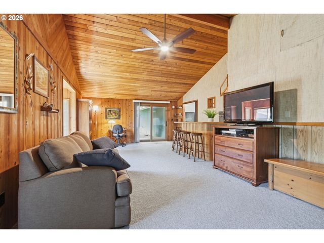 19654 Sw Murphy St, Beaverton, OR 97078