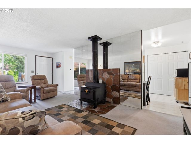 19654 Sw Murphy St, Beaverton, OR 97078