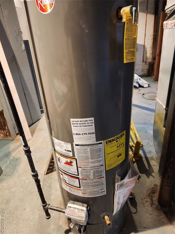 15700 Mark Twain Street, Detroit, MI 48227