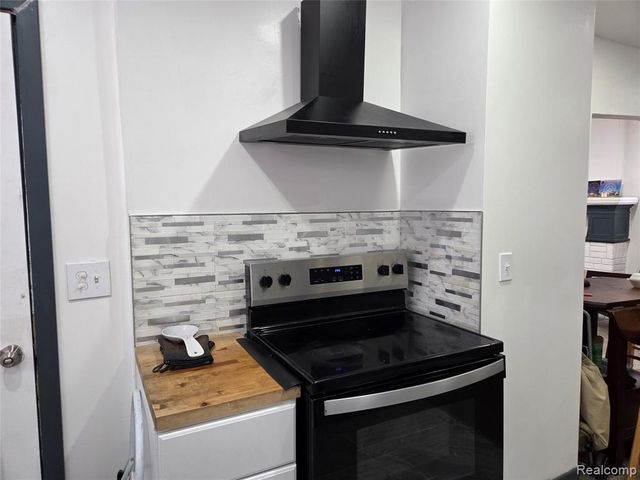 15700 Mark Twain Street, Detroit, MI 48227