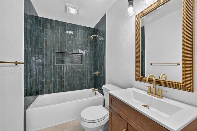 2344 Beaumont Street, Fort Worth, TX 76106