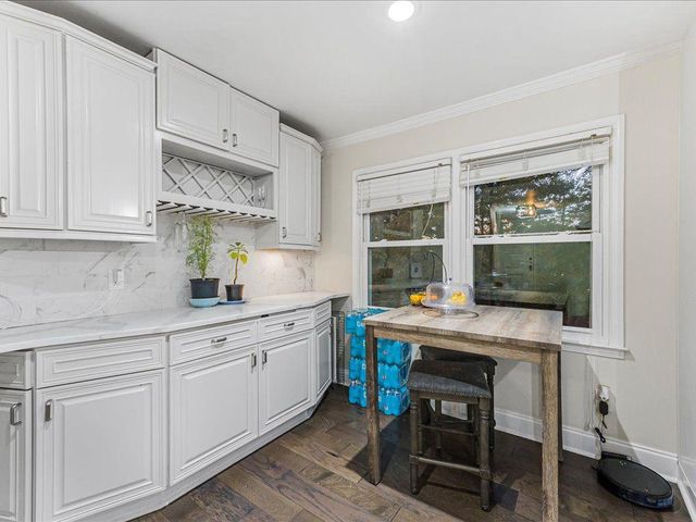 2409 Powers Ferry SE Drive, Marietta, GA 30067