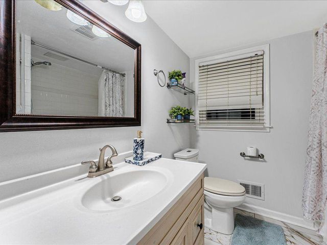 2409 Powers Ferry SE Drive, Marietta, GA 30067