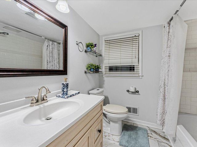 2409 Powers Ferry SE Drive, Marietta, GA 30067