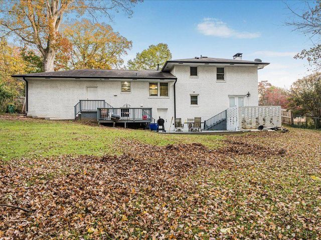 2409 Powers Ferry SE Drive, Marietta, GA 30067