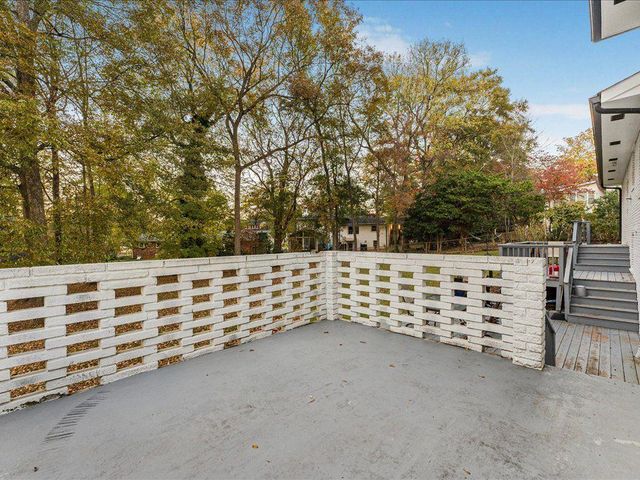 2409 Powers Ferry SE Drive, Marietta, GA 30067