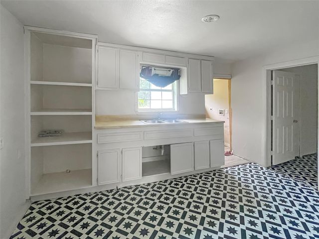 7115 Phillips Street, Houston, TX 77088