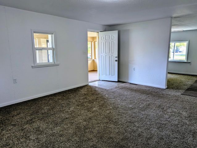 305 W Mulberry Street, Stryker, OH 43557